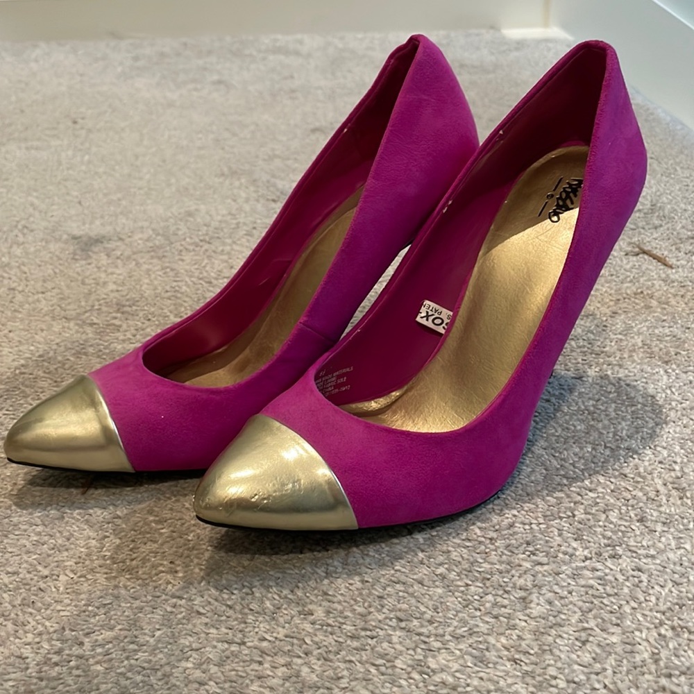 🔷Pink and Gold heels🔷